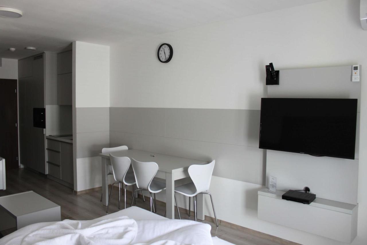 Apartman Kyjev 2 Podhajska Bagian luar foto
